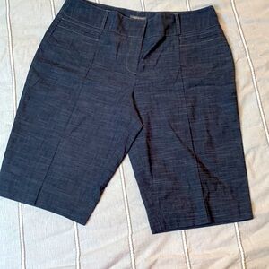 Maxwell Bermuda Shorts Size 14 Detailed Stitching on front and back Pockets !!